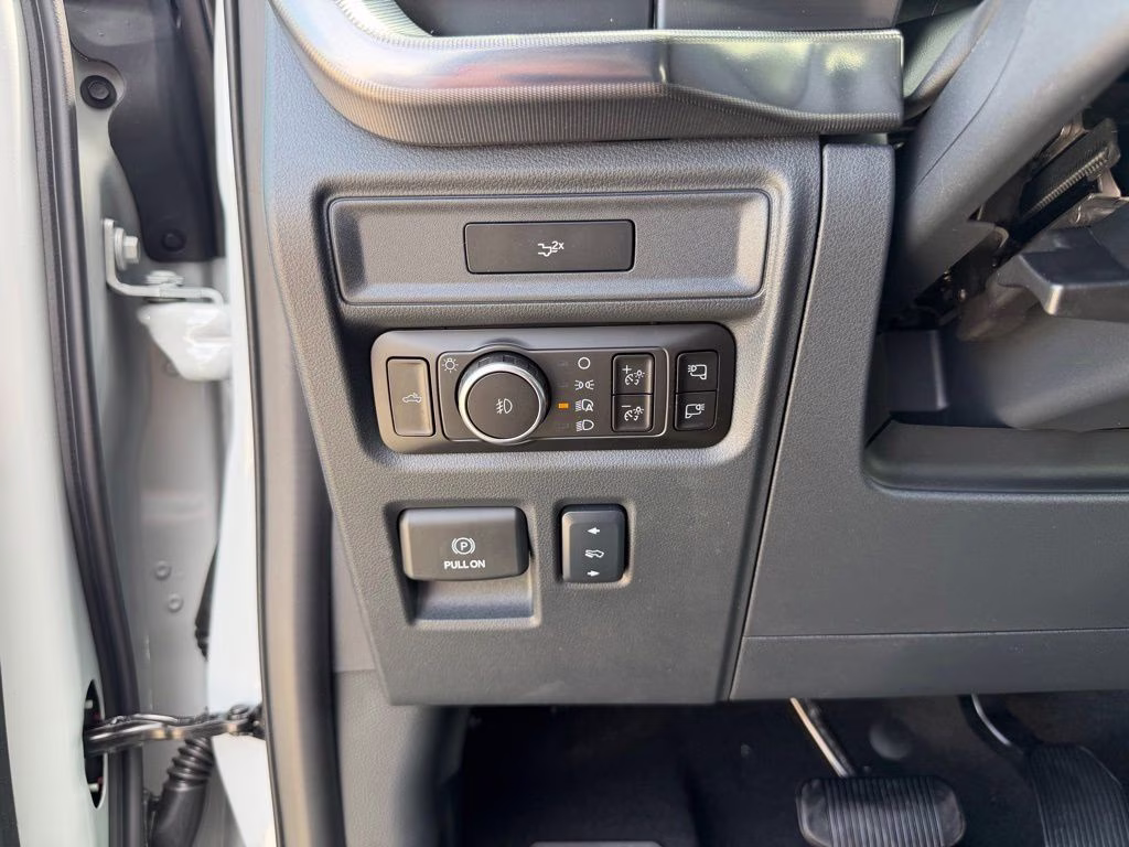2026 Avalanche Ford F-150 Lariat 4X4 Truck