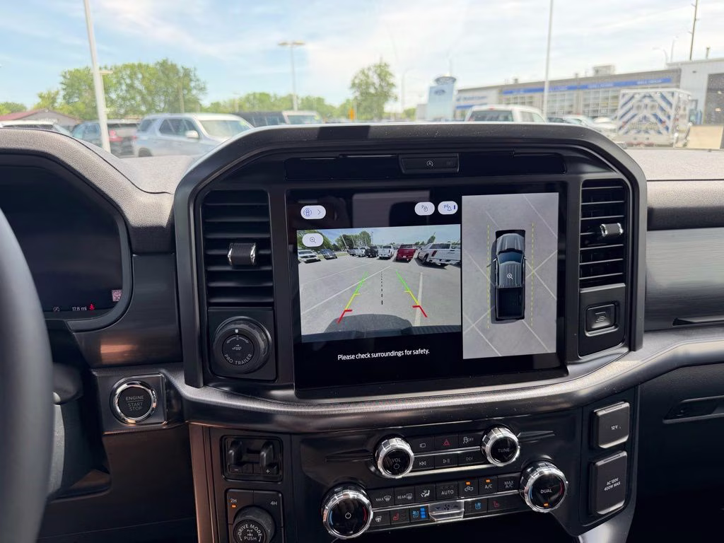 2026 Avalanche Ford F-150 Lariat 4X4 Truck