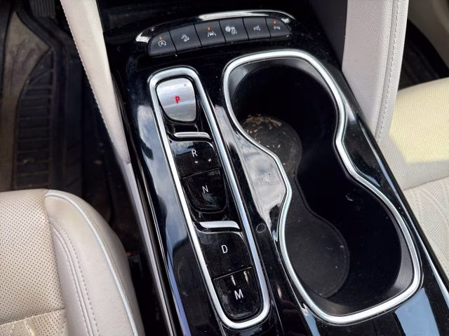 2023 White Frost Tricoat Buick Envision Avenir AWD SUV