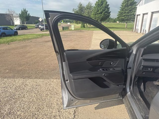 2024 Silver Radiance Metallic Clearcoat Lincoln Nautilus Reserve AWD SUV