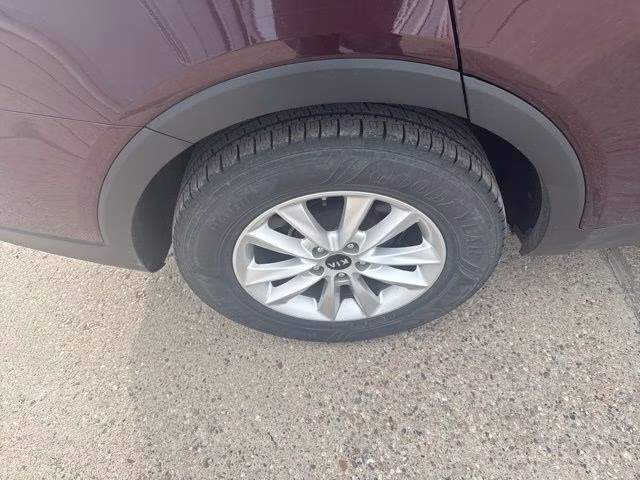 2019 Maroon Kia Sorento LX AWD SUV