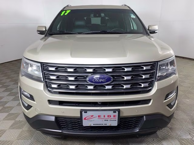 2017 White Gold Metallic Ford Explorer Limited 4X4 SUV