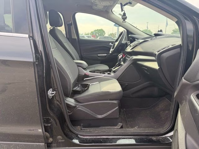 2014 Tuxedo Black Ford Escape SE FWD SUV