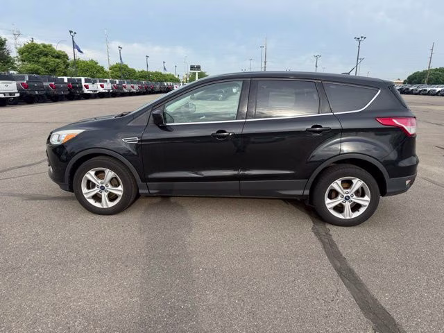 2014 Tuxedo Black Ford Escape SE FWD SUV