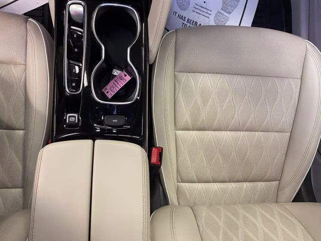 2023 White Frost Tricoat Buick Envision Avenir AWD SUV