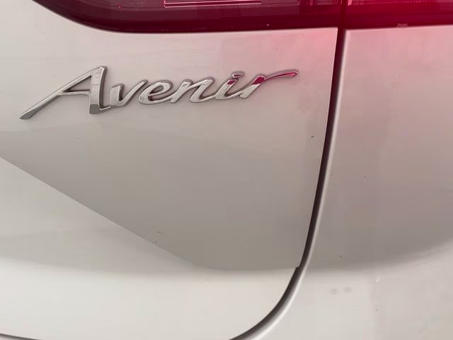 2023 White Frost Tricoat Buick Envision Avenir AWD SUV