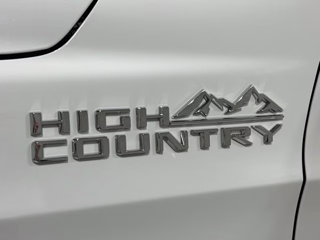2021 Summit White Chevrolet Tahoe High Country 4X4 SUV