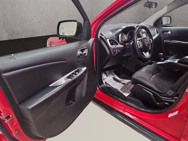 2015 Redline 2 Coat Pearl Dodge Journey SE AWD SUV