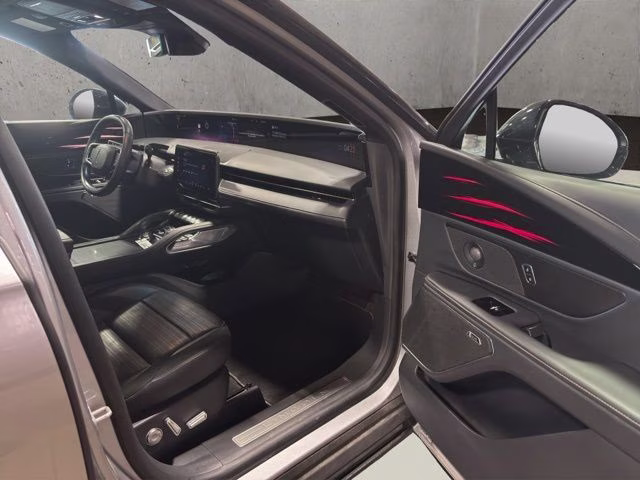 2024 Radiance Metallic Lincoln Nautilus Reserve AWD SUV