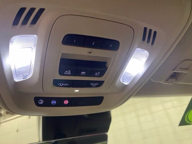 2023 White Frost Tricoat Buick Envision Avenir AWD SUV