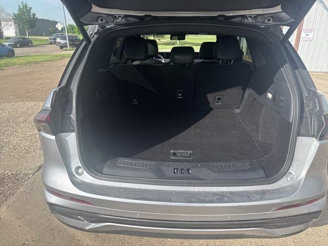 2024 Silver Radiance Metallic Clearcoat Lincoln Nautilus Reserve AWD SUV