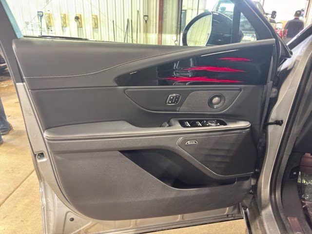 2024 Radiance Metallic Lincoln Nautilus Reserve AWD SUV