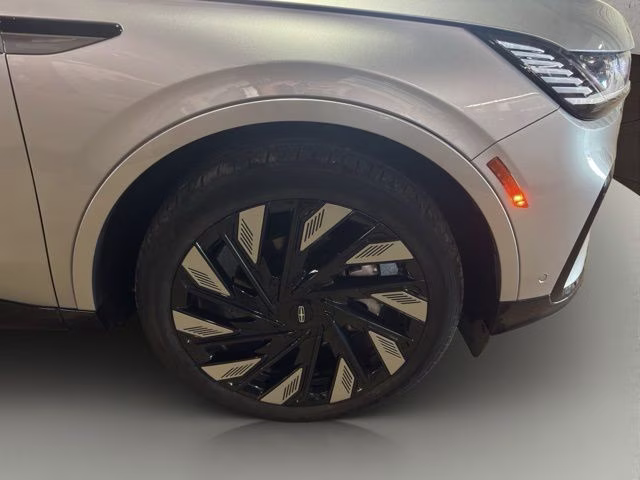 2024 Radiance Metallic Lincoln Nautilus Reserve AWD SUV
