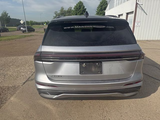 2024 Silver Radiance Metallic Clearcoat Lincoln Nautilus Reserve AWD SUV