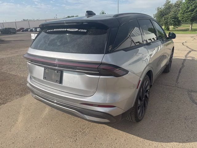2024 Silver Radiance Metallic Clearcoat Lincoln Nautilus Reserve AWD SUV