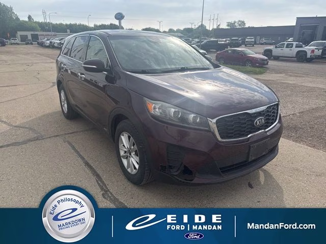 2019 Maroon Kia Sorento LX AWD SUV