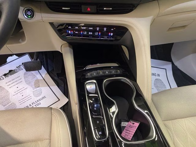 2023 White Frost Tricoat Buick Envision Avenir AWD SUV