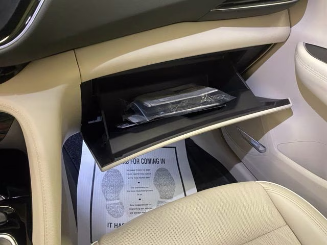2023 White Frost Tricoat Buick Envision Avenir AWD SUV