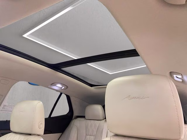 2023 White Frost Tricoat Buick Envision Avenir AWD SUV