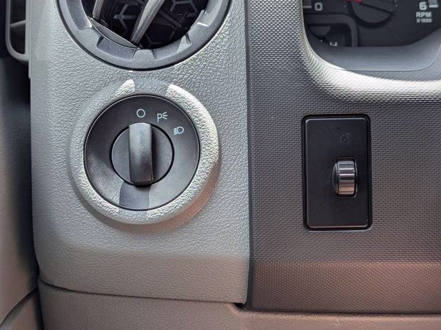 2014 Ingot Silver Ford E-350SD XLT RWD Crossover