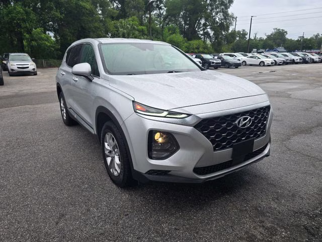 2019 Symphony Silver Hyundai Santa Fe SE FWD SUV