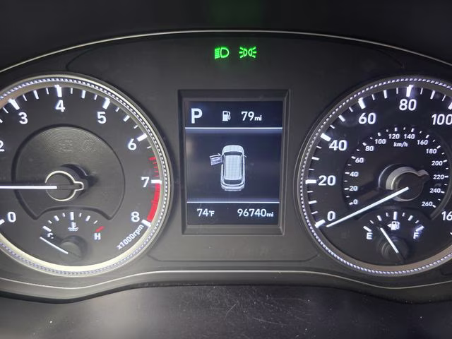 2019 Symphony Silver Hyundai Santa Fe SE FWD SUV