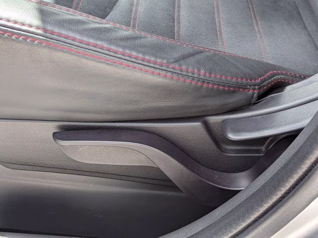 2022 Silver Mitsubishi Outlander Sport 2.0 SE FWD SUV