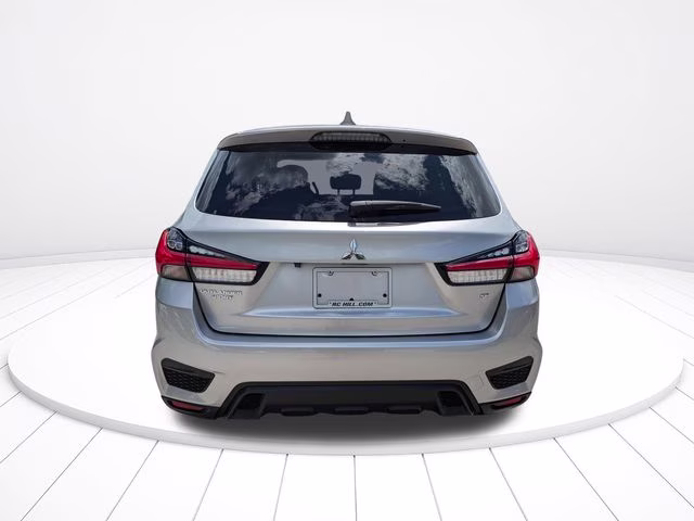 2022 Silver Mitsubishi Outlander Sport 2.0 SE FWD SUV