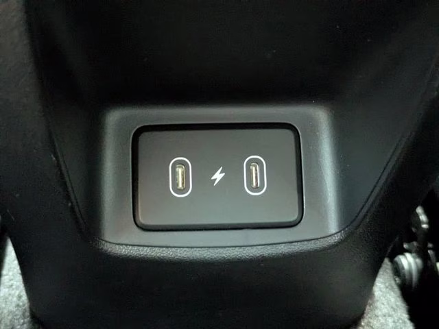 2024 Fluid Metal Hyundai Elantra Limited FWD Sedan