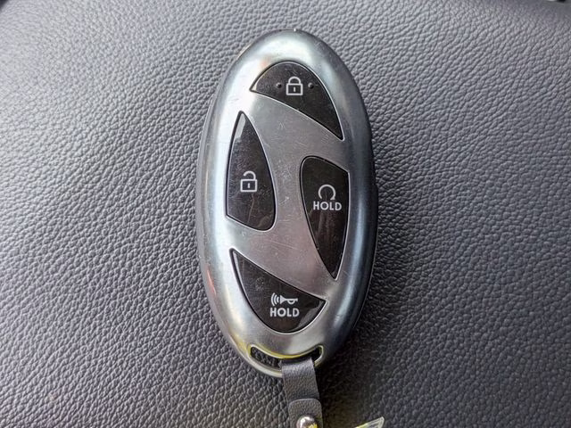 2024 Fluid Metal Hyundai Elantra Limited FWD Sedan