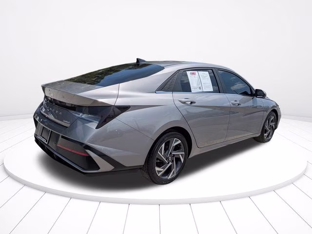 2024 Fluid Metal Hyundai Elantra Limited FWD Sedan