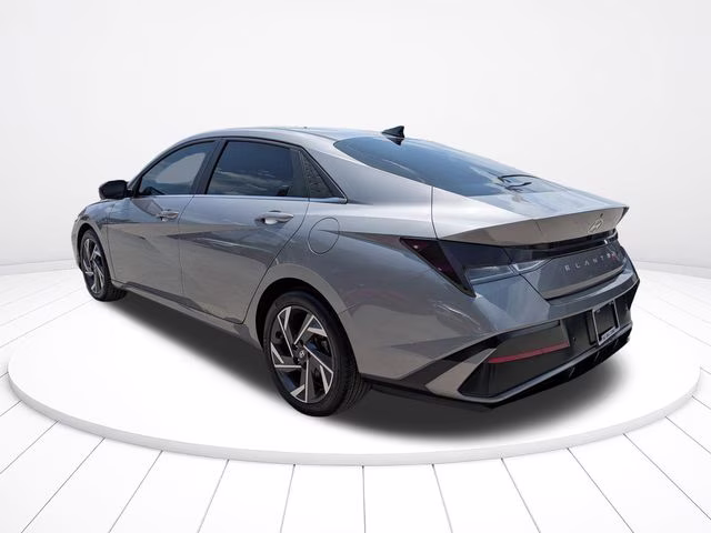 2024 Fluid Metal Hyundai Elantra Limited FWD Sedan