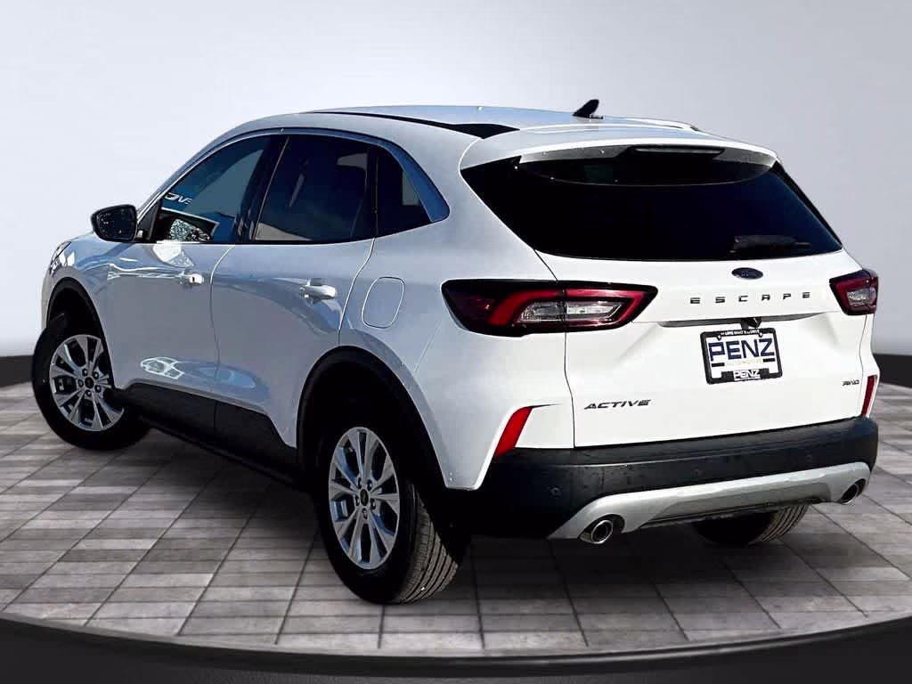 2023 Oxford White Ford Escape Active AWD SUV