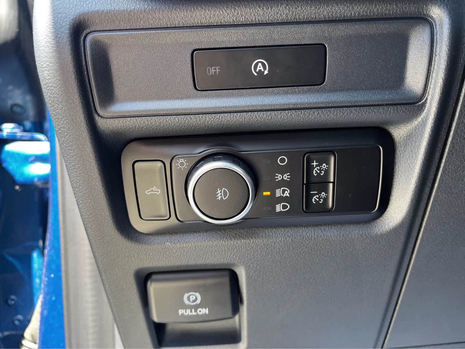 2025 Atlas Blue Ford F-150 XL 4X4 Truck