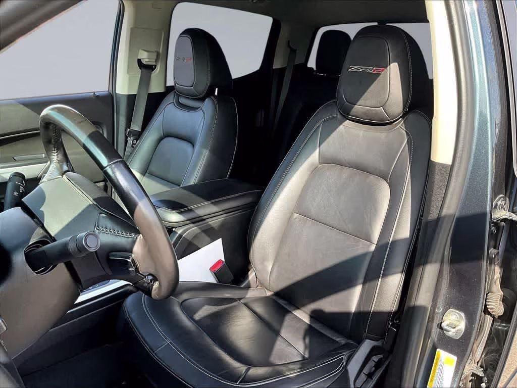 2019 Shadow Gray Metallic Chevrolet Colorado 4WD ZR2 4X4 Truck
