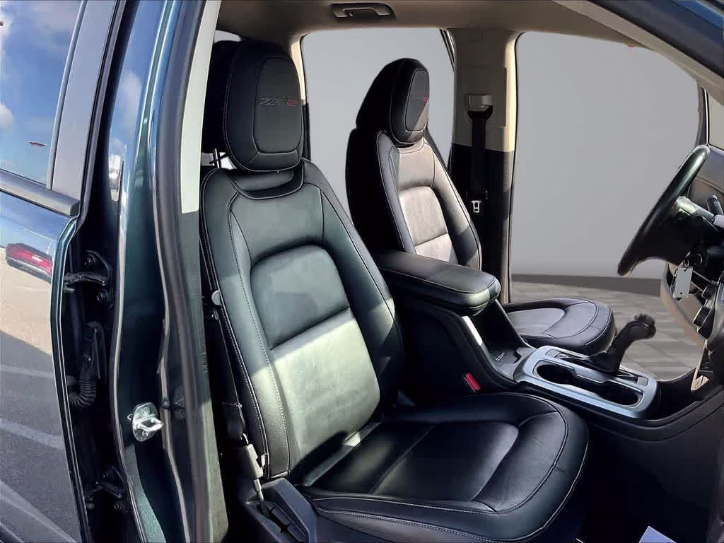 2019 Shadow Gray Metallic Chevrolet Colorado 4WD ZR2 4X4 Truck