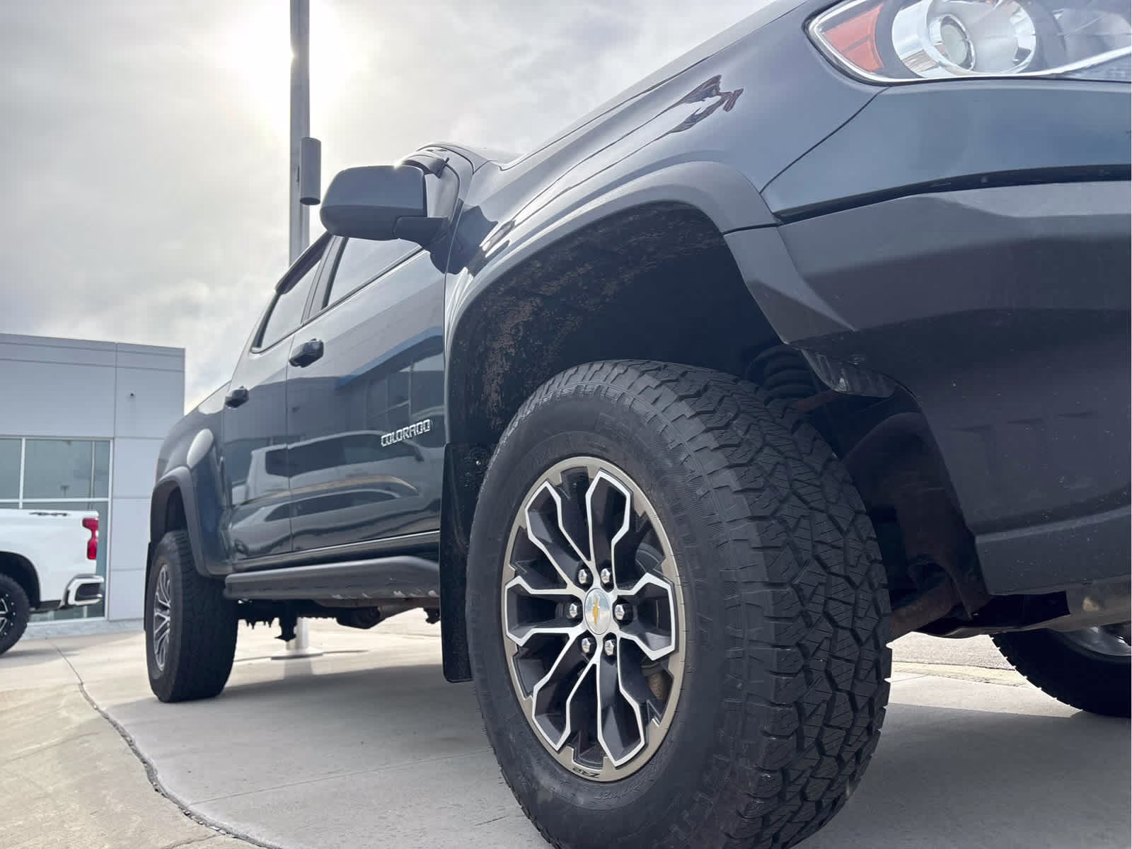 2019 Shadow Gray Metallic Chevrolet Colorado 4WD ZR2 4X4 Truck
