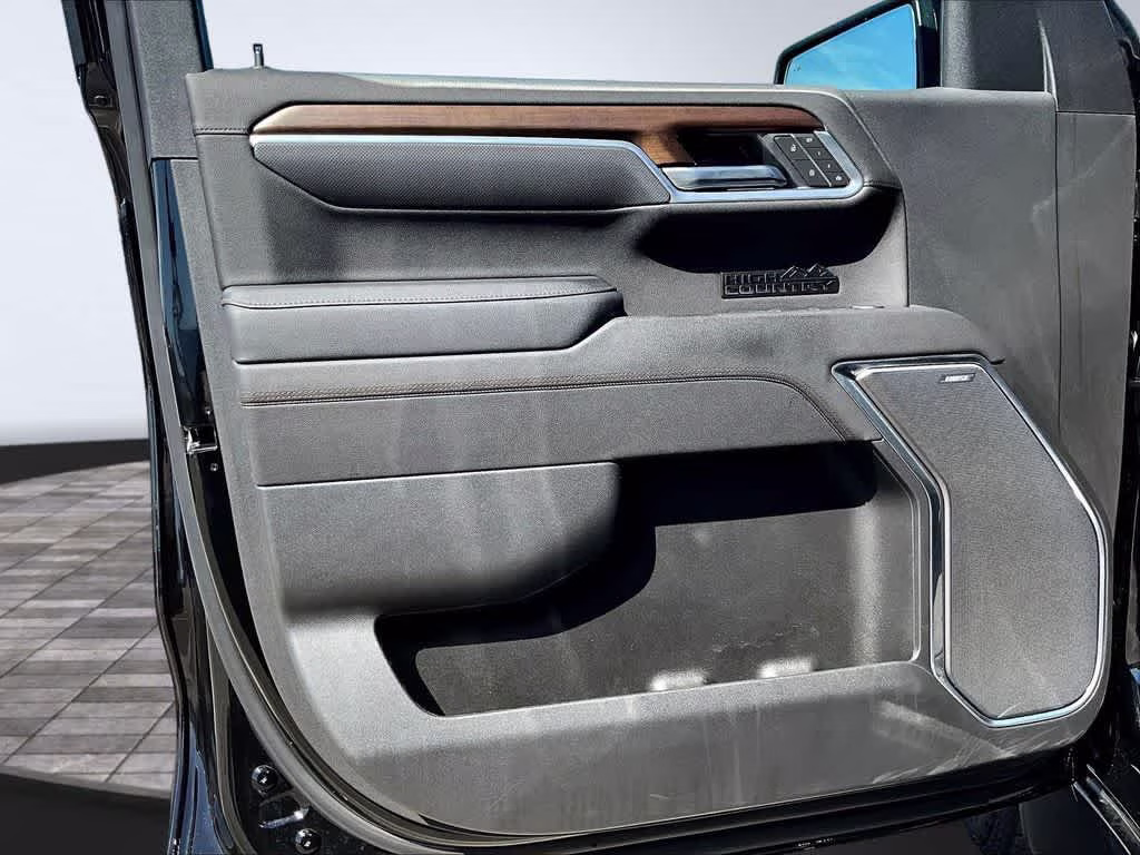 2025 Black Chevrolet Silverado 1500 High Country 4X4 Truck