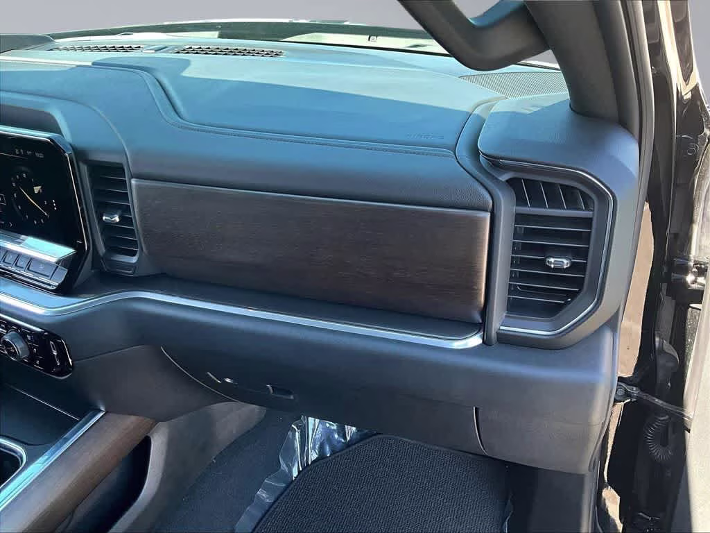 2025 Black Chevrolet Silverado 1500 High Country 4X4 Truck