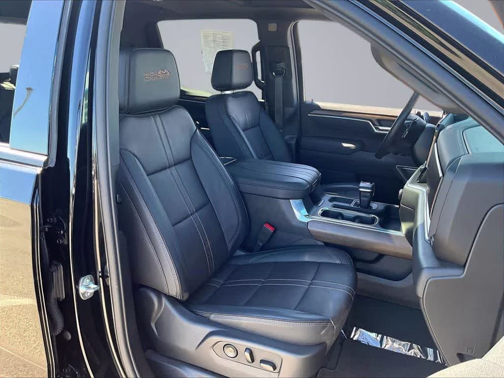 2025 Black Chevrolet Silverado 1500 High Country 4X4 Truck