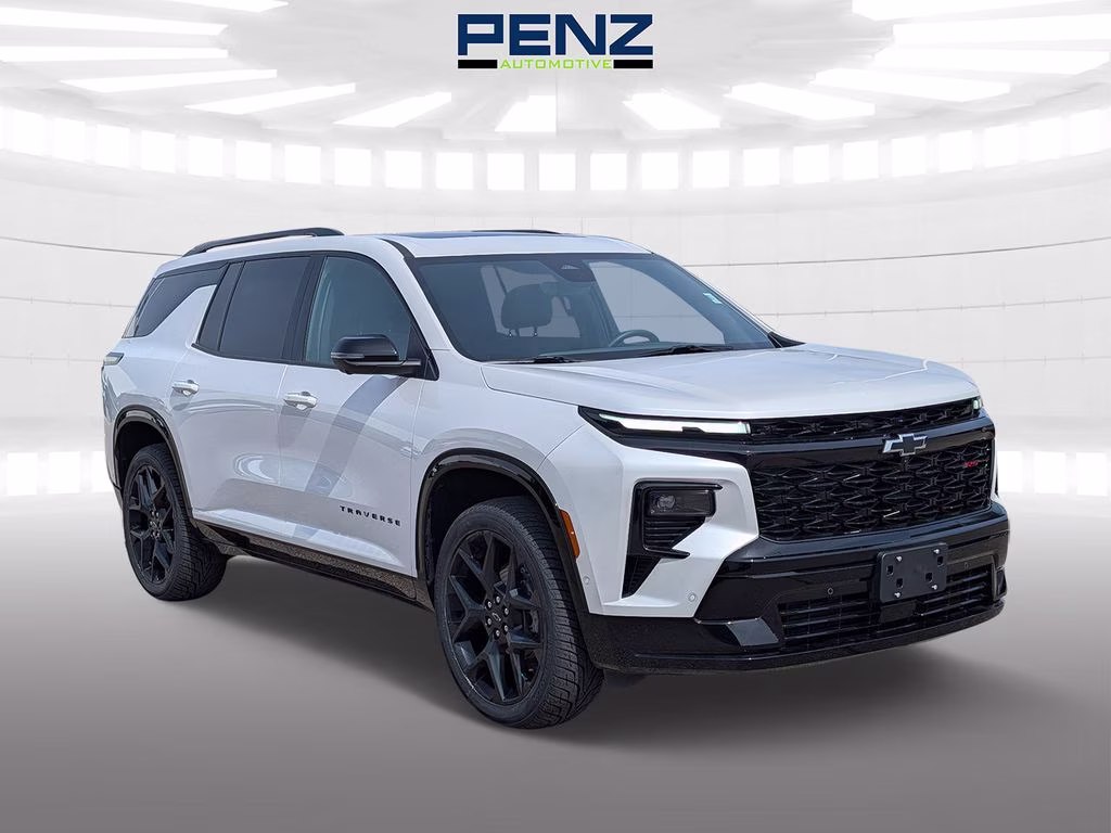 2024 Iridescent Pearl Tricoat Chevrolet Traverse RS AWD SUV