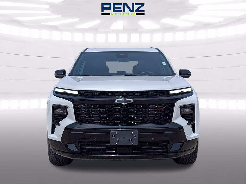 2024 Iridescent Pearl Tricoat Chevrolet Traverse RS AWD SUV