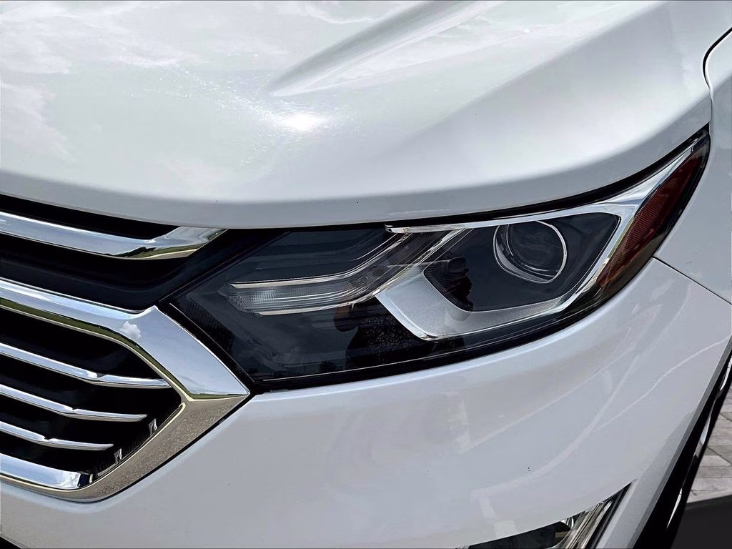2020 Summit White Chevrolet Equinox Premier AWD SUV
