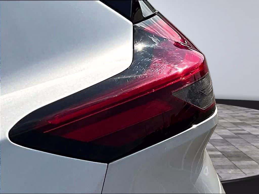 2021 Brilliant Silver Metallic Nissan Rogue SV AWD SUV