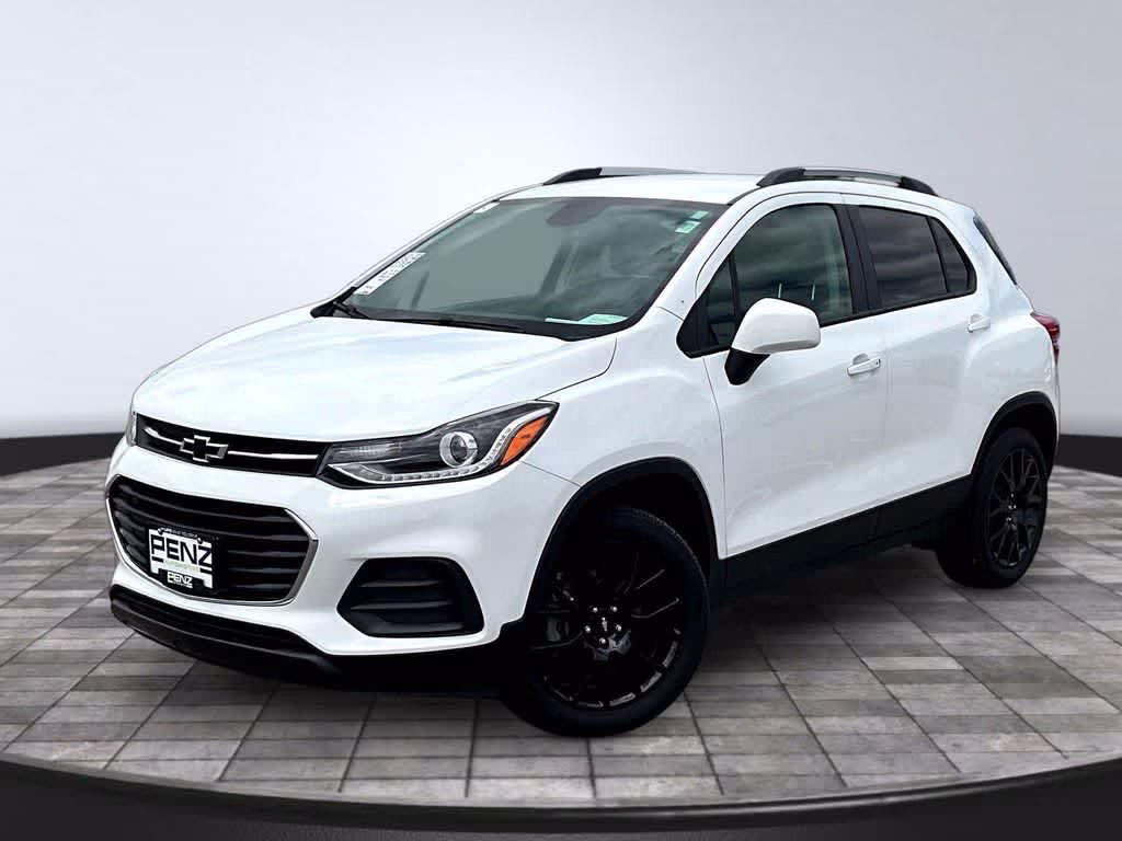 2022 Summit White Chevrolet Trax LT AWD SUV