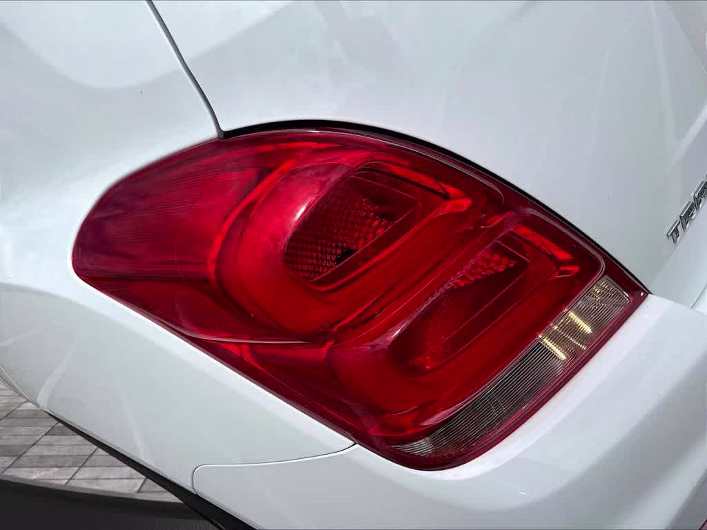 2022 Summit White Chevrolet Trax LT AWD SUV