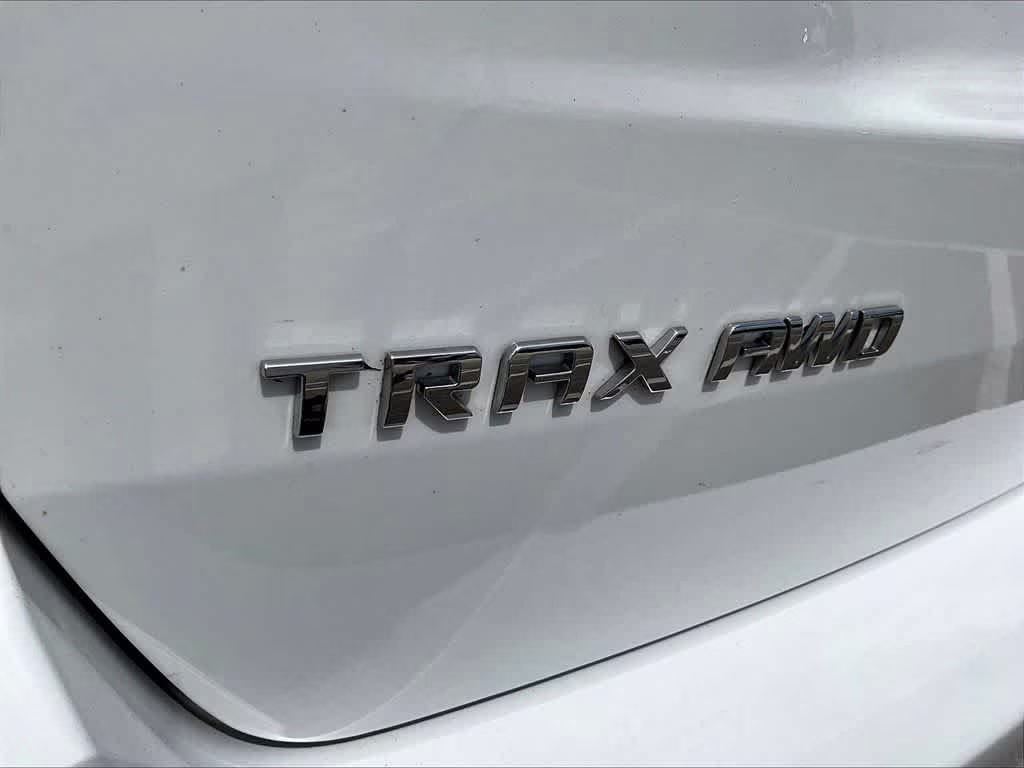 2022 Summit White Chevrolet Trax LT AWD SUV