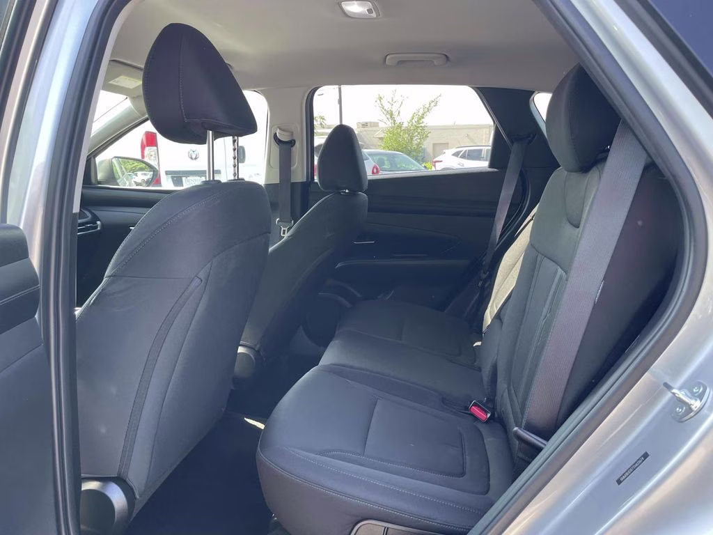 2026 Shimmering Silver Hyundai Tucson SEL FWD SUV