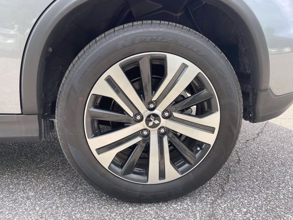 2026 Gray Mitsubishi Outlander Sport 2.0 SE 4X4 SUV