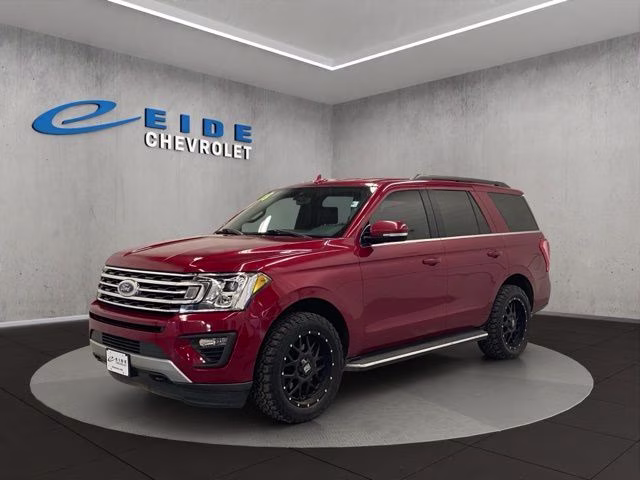 2018 Ruby Red Metallic Ford Expedition XLT 4X4 SUV